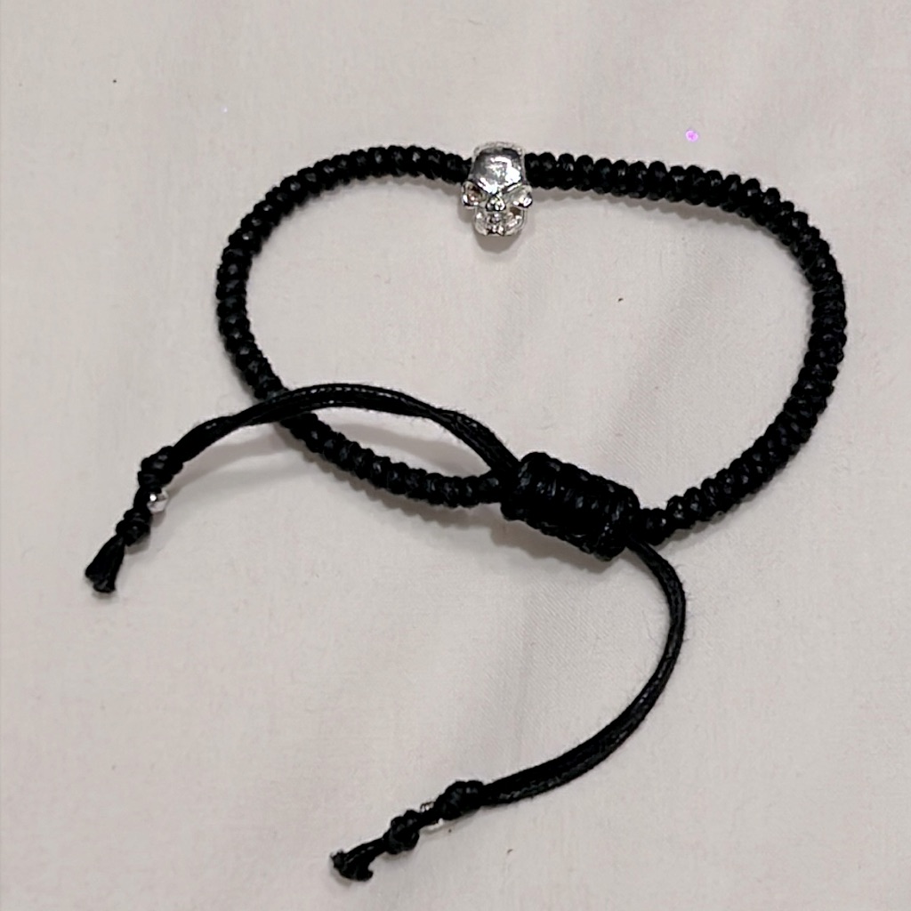 Tai Adjustable Skull Pull Bracelet